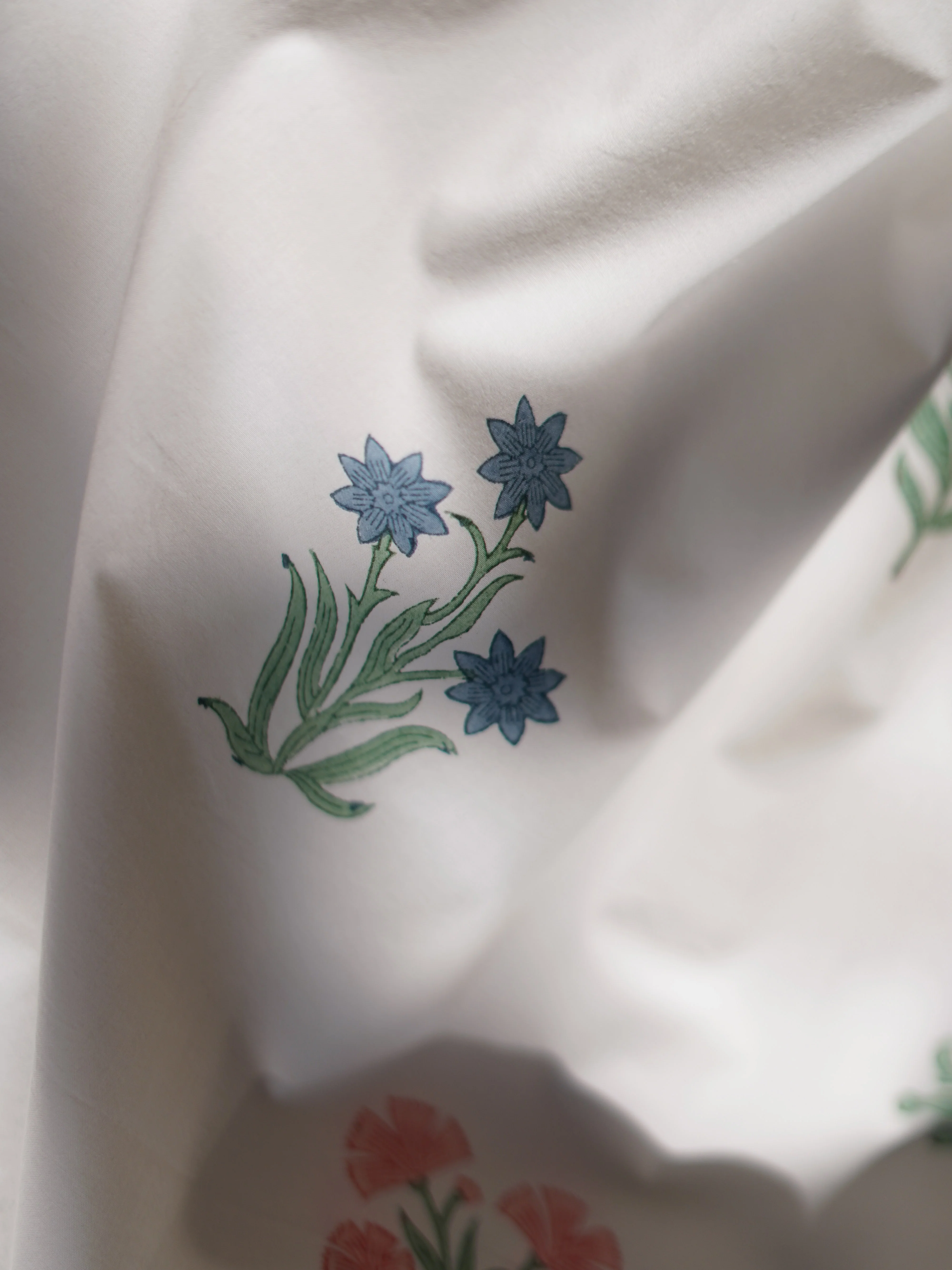 Laundry Bag in Jaipur Flower - Image 4