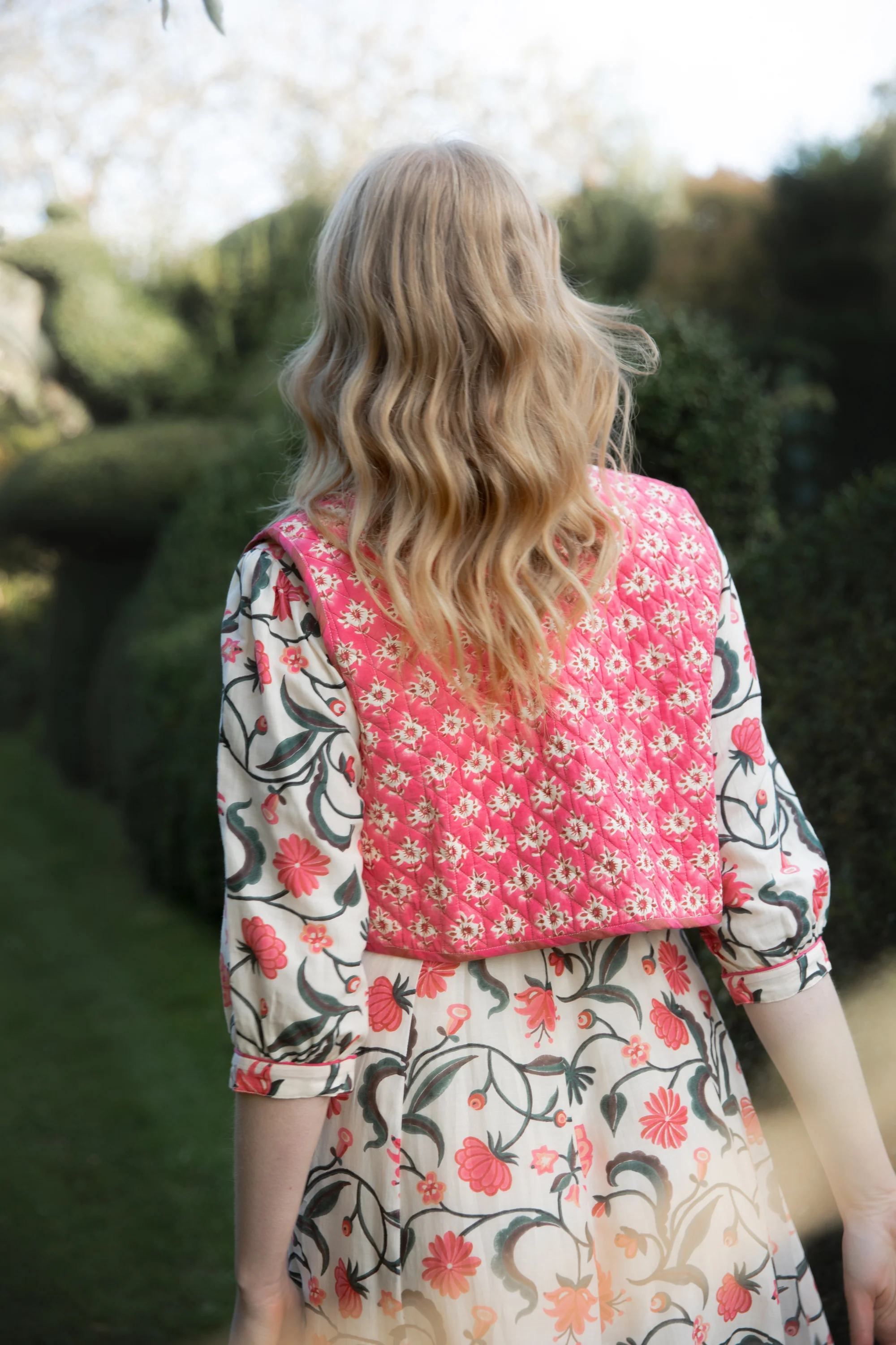 Reversible Pina Waistcoat in Morris Rose - Image 4